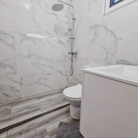 Brand New In Apartamento
