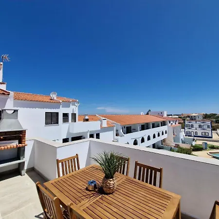 Brand New In Apartamento *